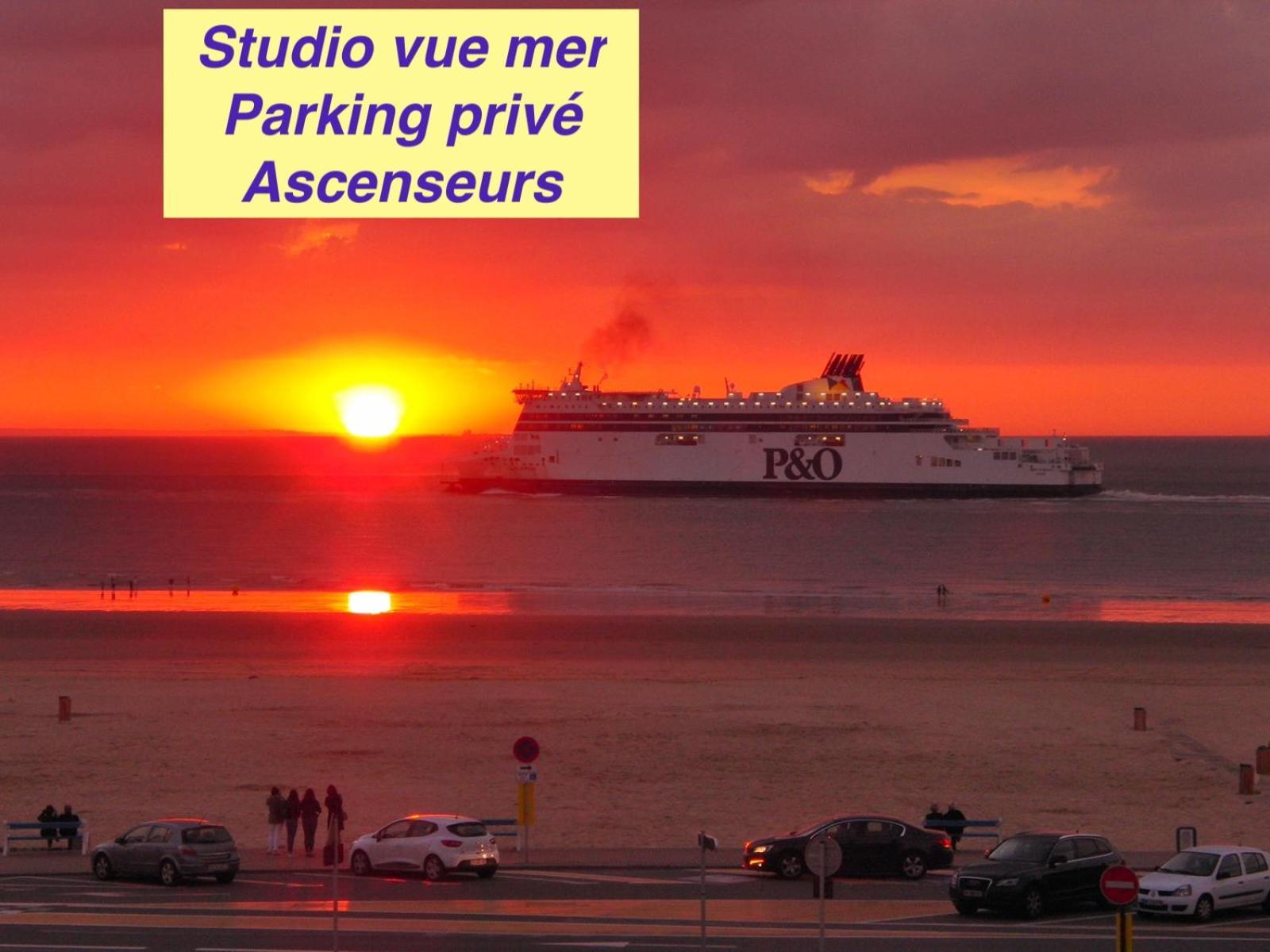 Apartmán Au Rythme Des Ferrys Calais Exteriér fotografie